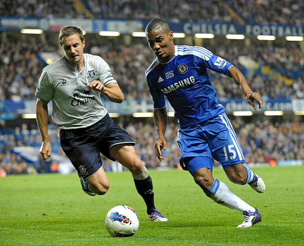 致敬若塔 致敬若塔