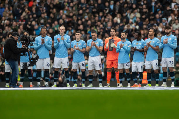 相比之下 相比之下