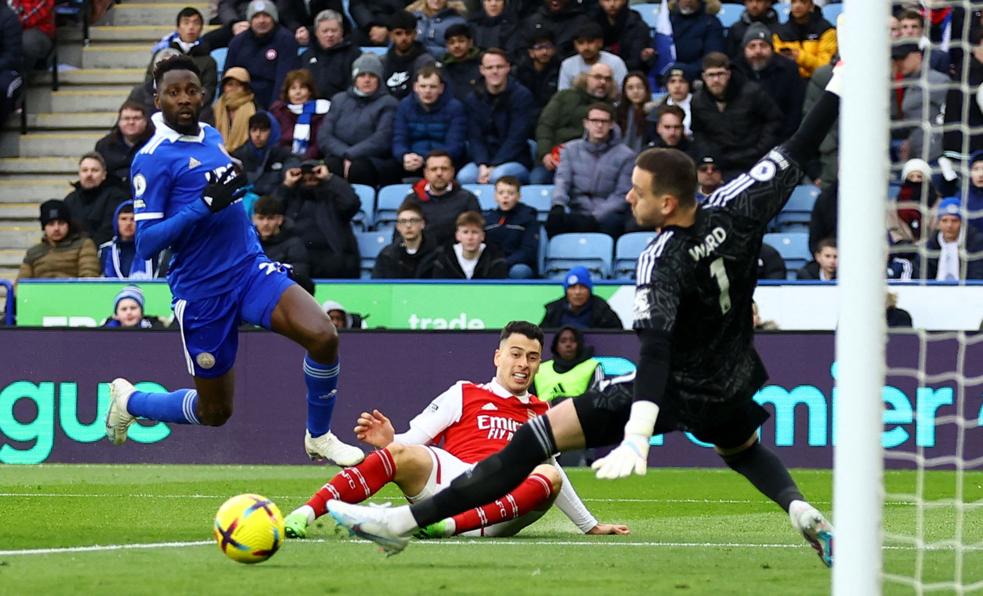 联赛决赛中 联赛决赛中